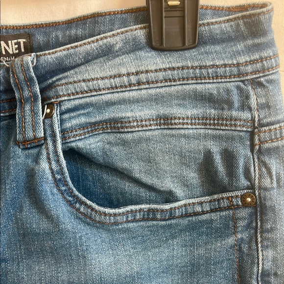 Free Planet Distressed Stretch Jeans — 31x30 Medium Wash - Picture 7 of 10